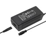 Chargeur 60v (sortie 67,2v) connecteur 2A GX16 – Image 3