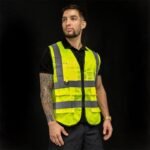 Gilet réfléchissant avec poches – Image 2