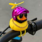 Canard en caoutchouc noir – Image 5
